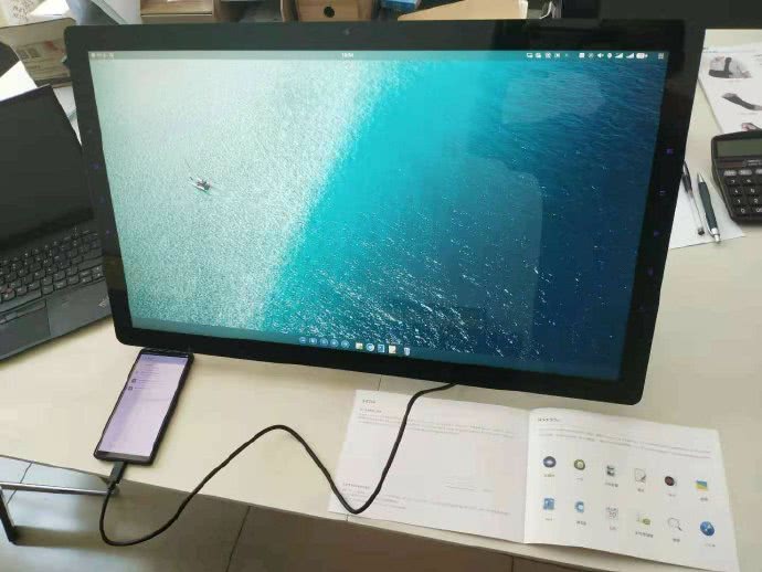 罗永浩颠覆行业的革命设备锤子TNT发货:9999元